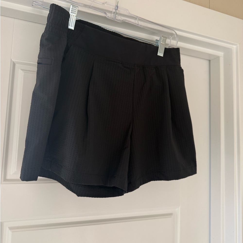 Athleta size 8. Black Women's Shorts